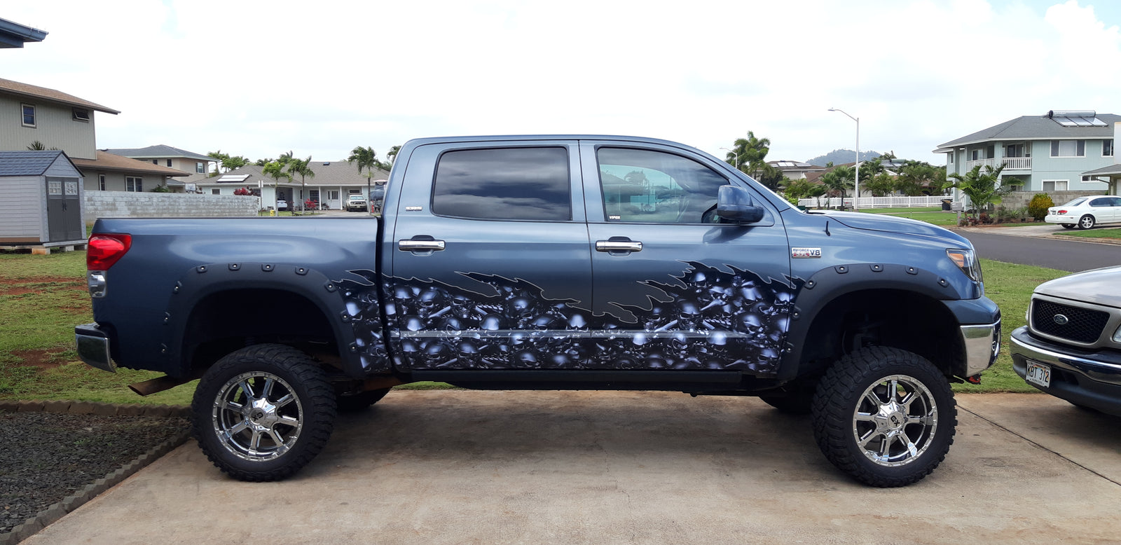 chrome kulls half wrap on a gray Toyota tundra pickup