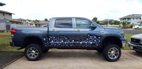 Skulls wave vinyl half wrap on Toyota Tundra | Xtreme digital graphiX ...